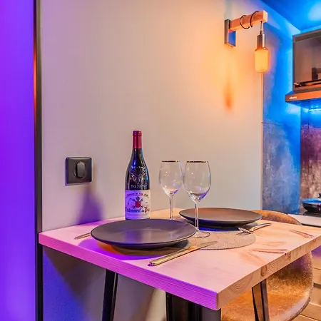 Loft Sous Les Colombages D'alsace / Sauna / Jacuzzi / Netflix / Wifi *